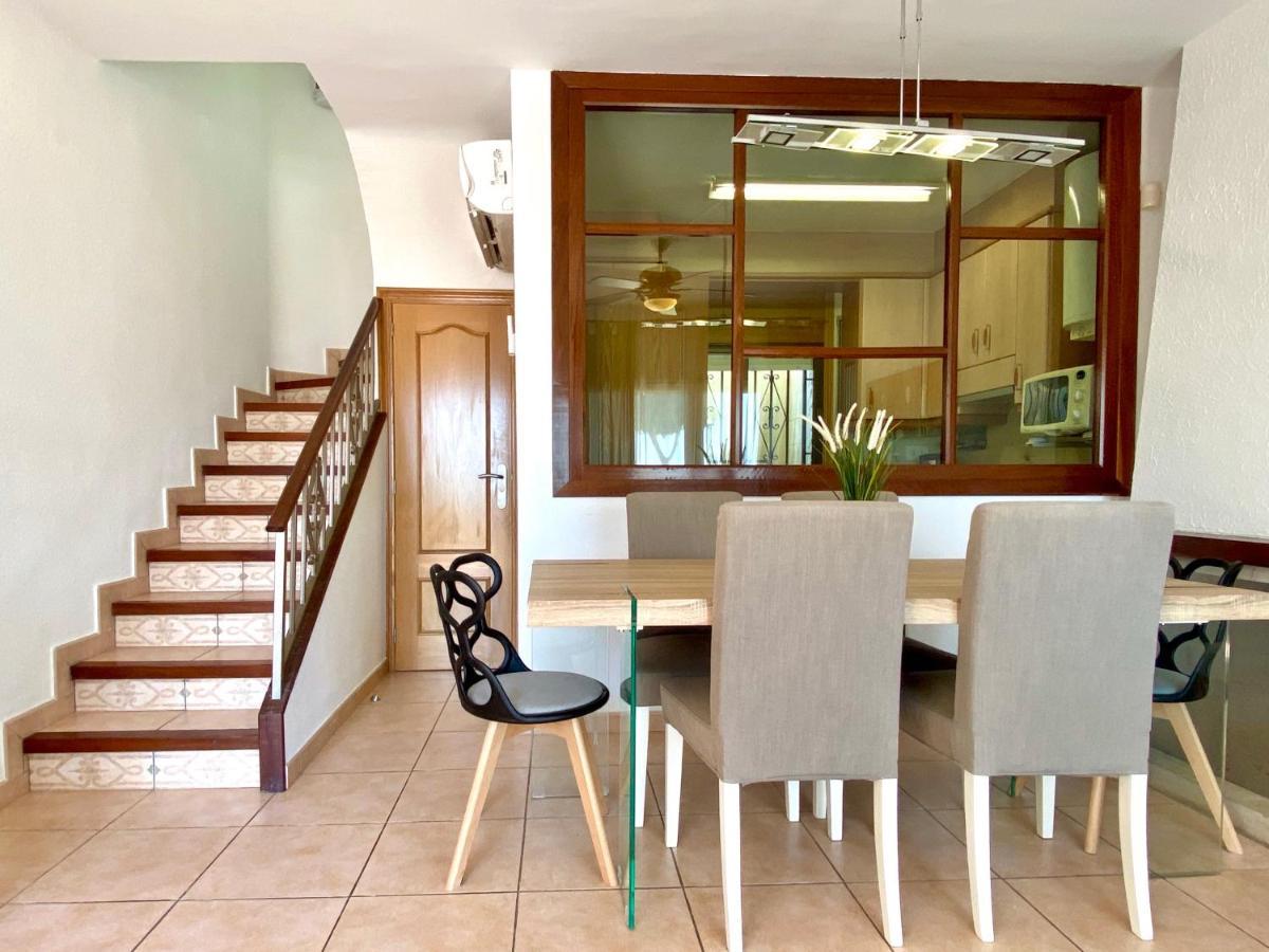 Casa cómoda delante de la playa con vista al mar Cambrils Exterior foto