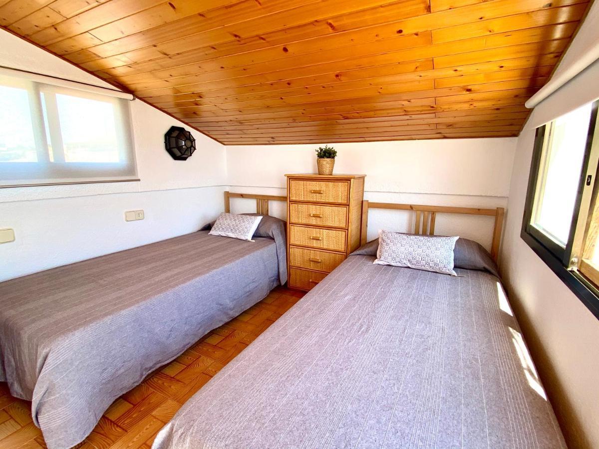 Casa cómoda delante de la playa con vista al mar Cambrils Exterior foto